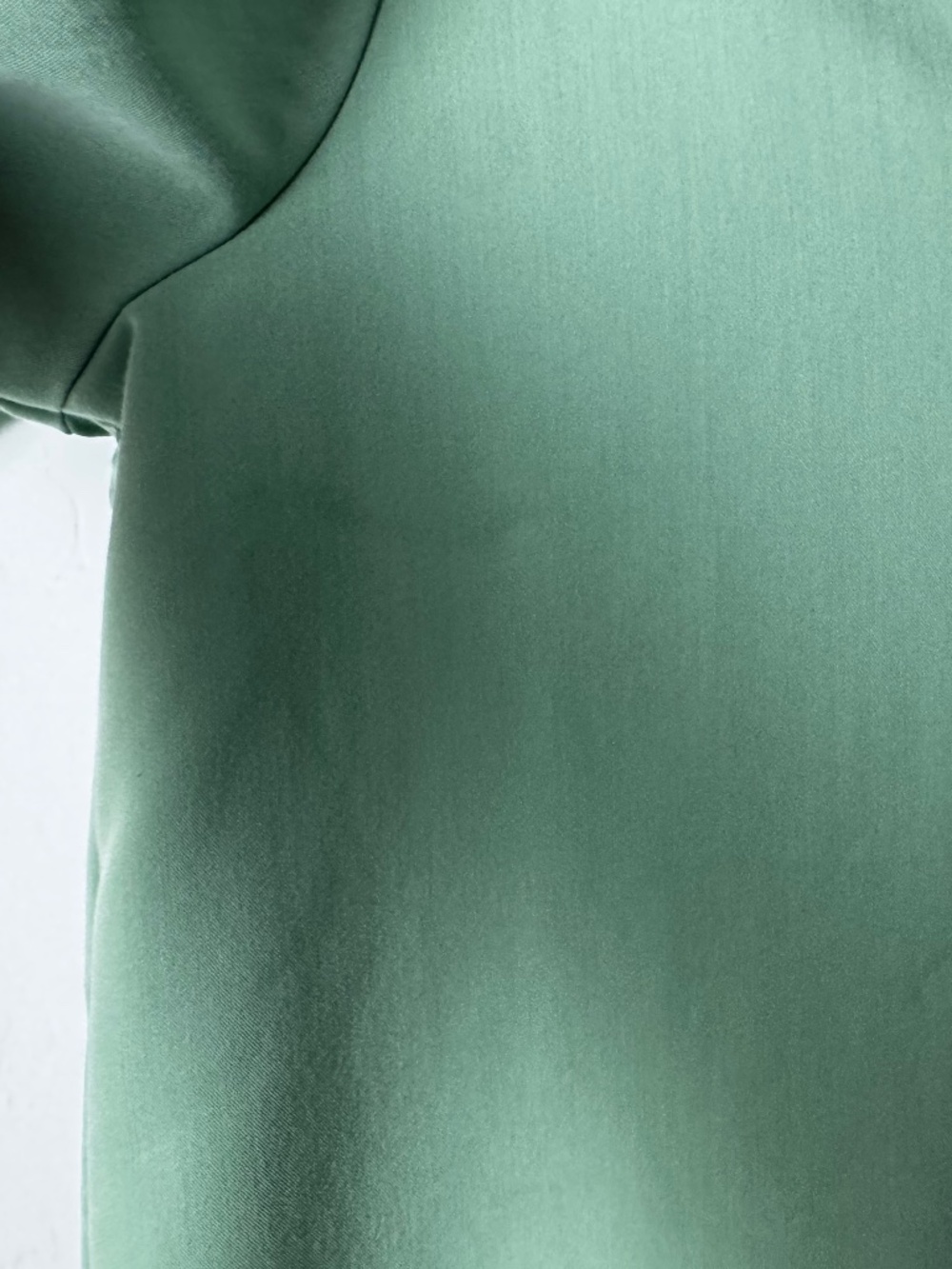 FIGS Jade Catarina Scrub Top Zamora Joggers Set Medium Green Nurse Scrubs - Picture 14 of 14